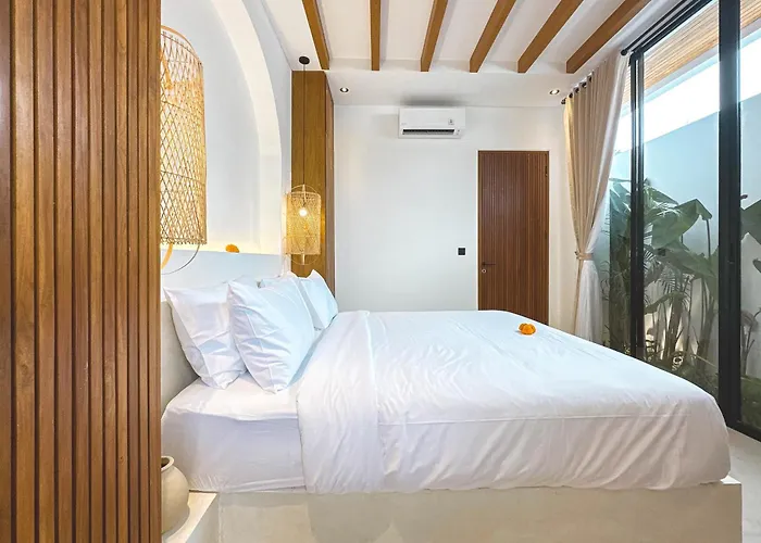 Villa Casa Petak 3 - Serene 2br Modern Sanctuary With Lush Pool In Pererenan Canggu (Bali)