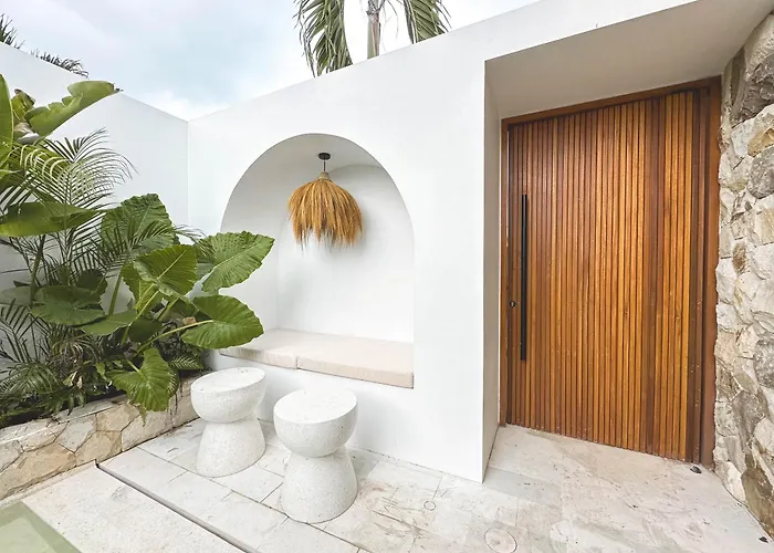 Casa Petak 3 - Serene 2br Modern Sanctuary With Lush Pool In Pererenan Villa